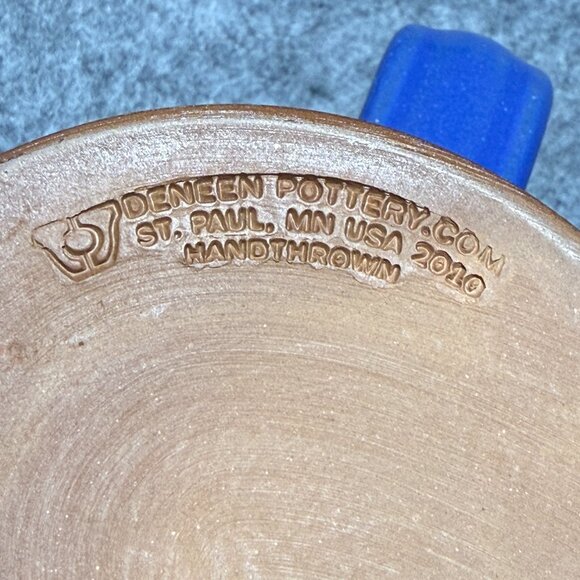 The Heartstone Inn Mugs - Eureka Springs AR - Deneen Pottery 2010 Mug - Lot of 2 - Picture 5 of 6